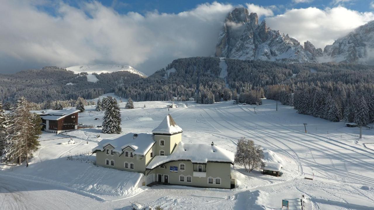 Villa Pana Santa Cristina Val Gardena Eksteriør billede